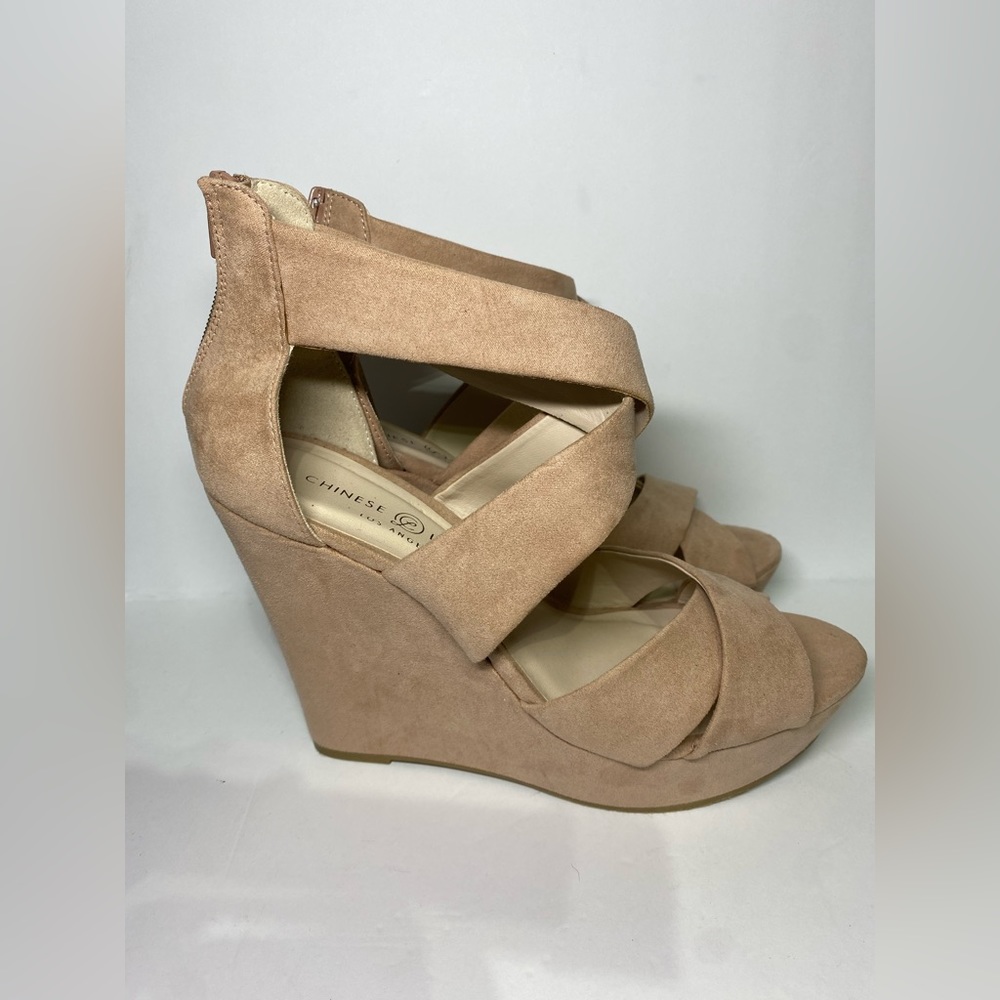 Chinese Laundry Milani Wedge Sandal- Women’s Size 8.5- Pale Pink/Blush Pink- EUC
